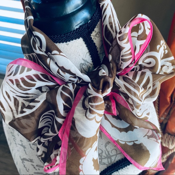 Chiffon Hawaiian White Paisley Print Brown Pink Border Sheer Neck Purse Scarf OS - Picture 2 of 16